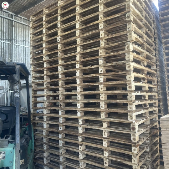 pallet gỗ tràm tân uyên giá rẻ